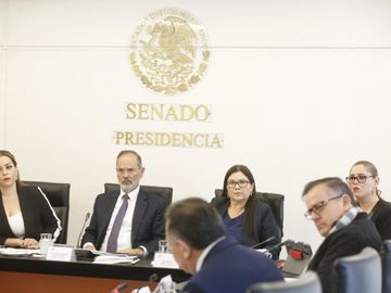 Gustavo Madero en la Décima Reunión Ordinaria de la Comisión de Economía