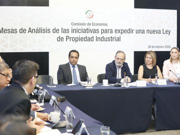 Gustavo Madero en análisis de la Ley de Propiedad Industrial