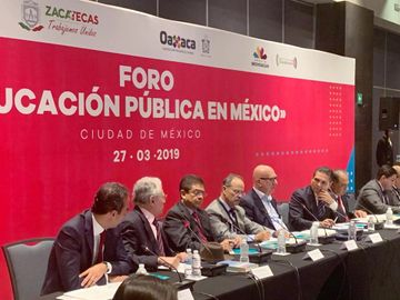 Senador Gustavo Madero en el Foro La Educación Pública en México