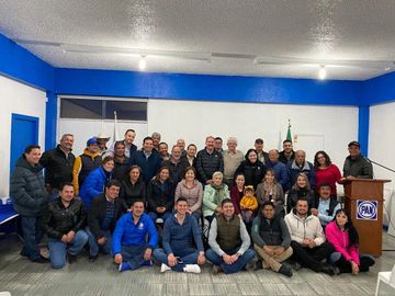 Gustavo Madero con militantes de Acción Nacional en Ciudad Cuauhtémoc