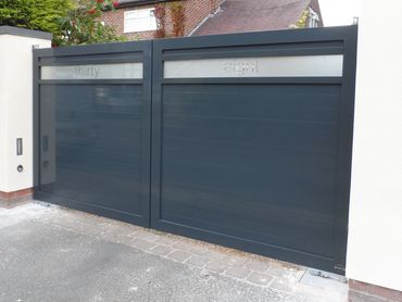 Electric gate installed in Conwy