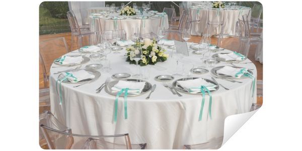 Elegant white tablecloths available for hire in Manchester. Perfect for weddings and events.