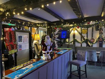 Cosy Xmas Pub