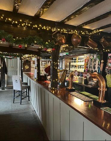 Cosy Xmas Pub