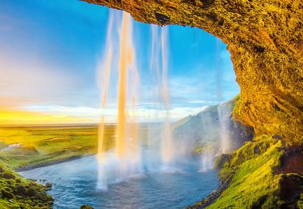 Zauberhafte Wasserfälle im Süden Islands, Gay Travel, Gay Pride Island, Iceland Pride, CSD Reykjavík