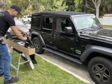Jeep Wrangler Black nano-ceramic mobile window tint