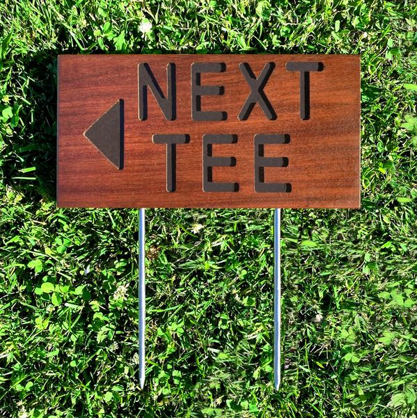 golf course directional signs