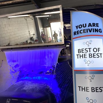 Valencia Car Wash is best car wash in Santa Clarita near me quality price dapper dans mister carwash