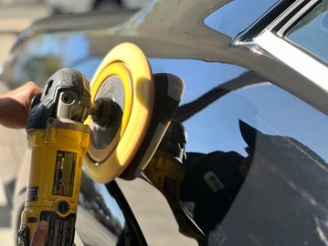 Auto detailing polish ceramic coating valencia car wash