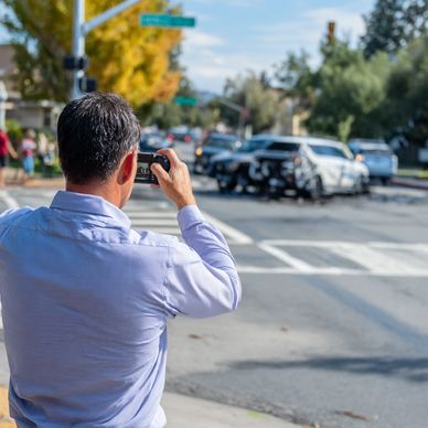 Claim Complete Auto Liability and Scene Investigation for accident evidence and appraisal reports.