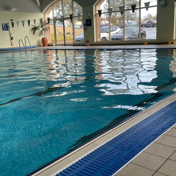 Please add to photo carousel Club Session at Oxley Pool on visitors page