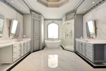 Primary Bathroom Suite