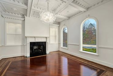 Custom Ceiling Design