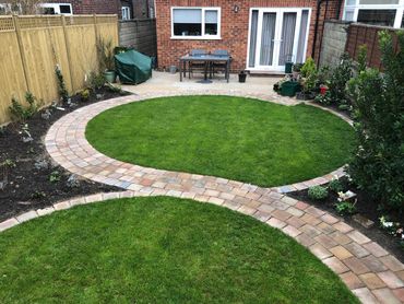Garden design block paving turfing planting patio steps patio sandstone walton Molesey Richmond