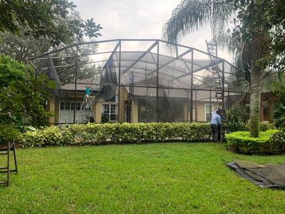 Expert Power Washing for Sparkling Pool Cages!