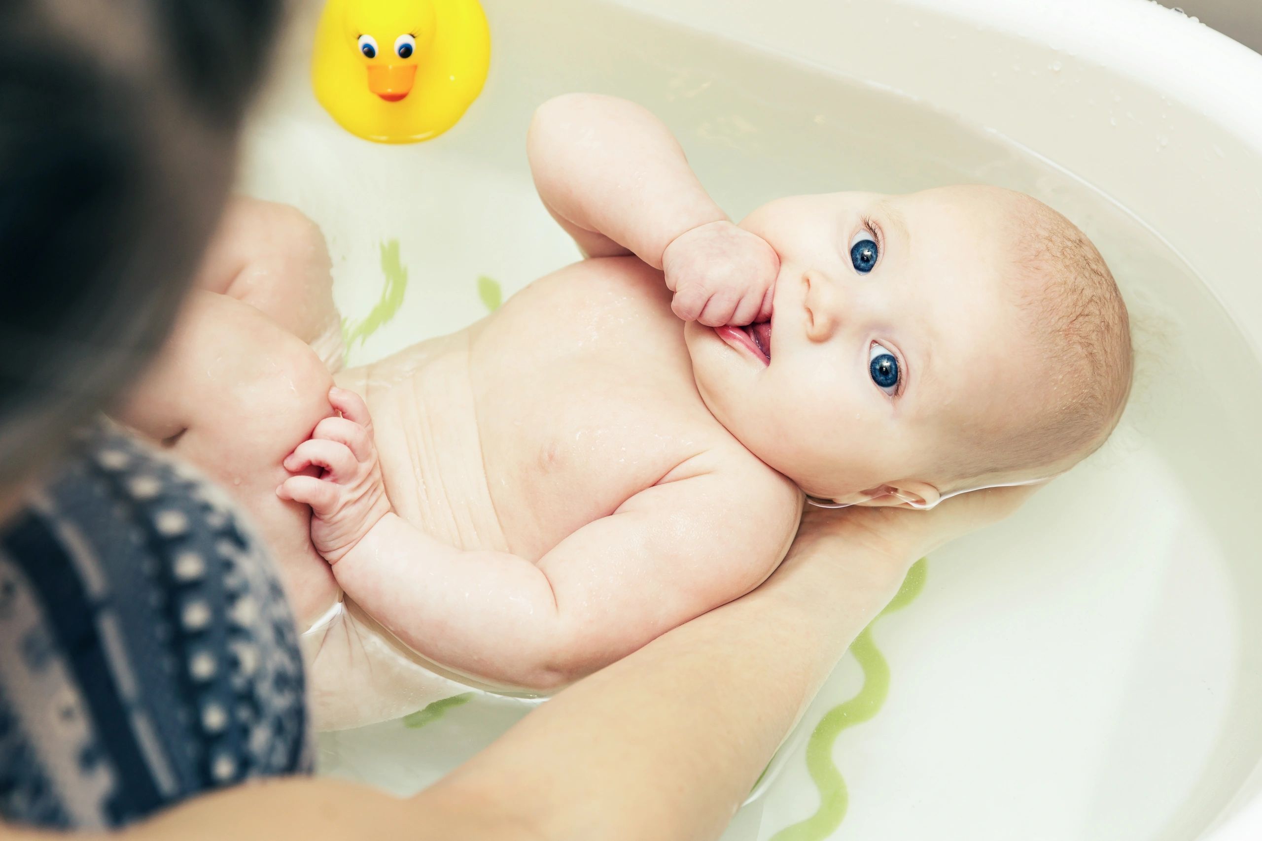 SugarSkinn Baby “Soothing Bath Soak” is the perfect nighttime bath.