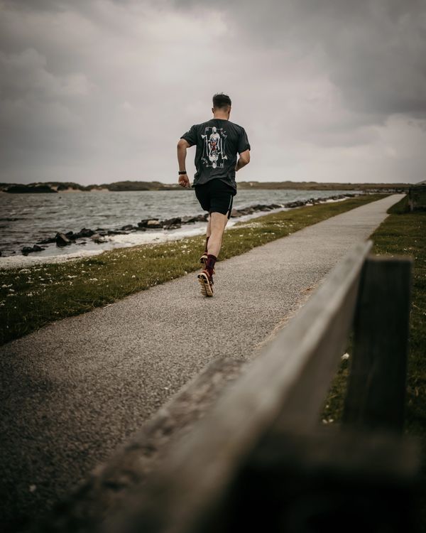 Tactical athlete socks altberg tabbing yomping hill walking bridgedale stance CrossFit army running