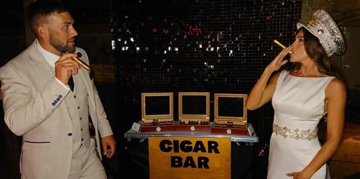 Wedding Cigar Bar.
