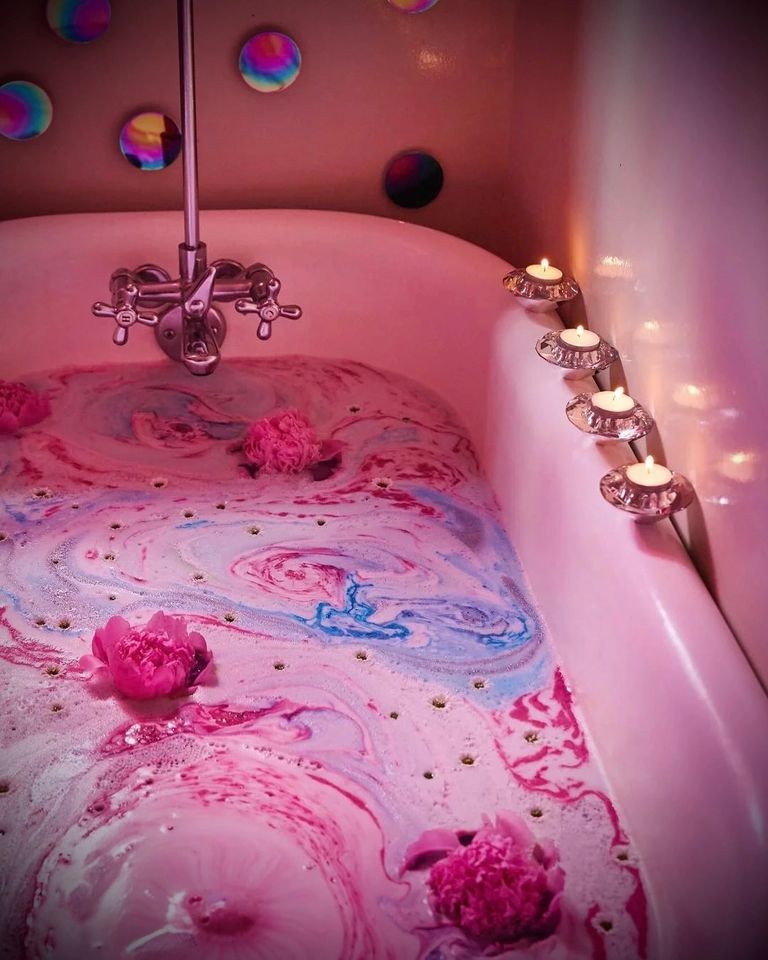 Relax with organic bath bombs ❤️