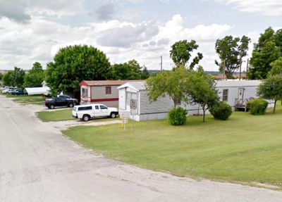 Comal Valley Mobile Home Park in New Braufels
