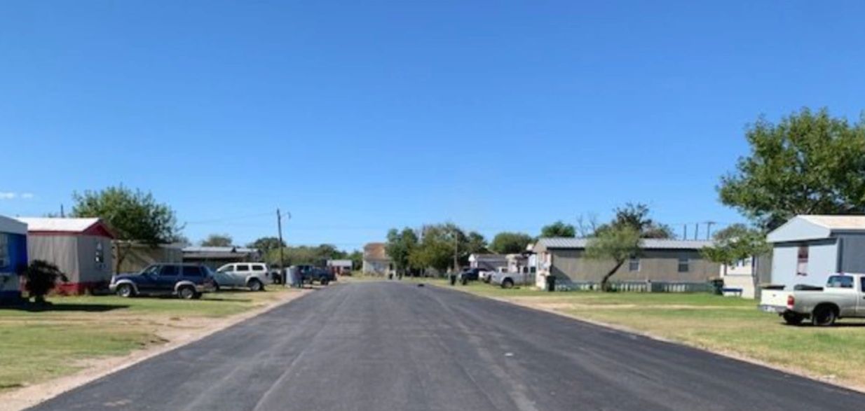 Sun Valley Mobile Home and RV Park in Giddings, TX
