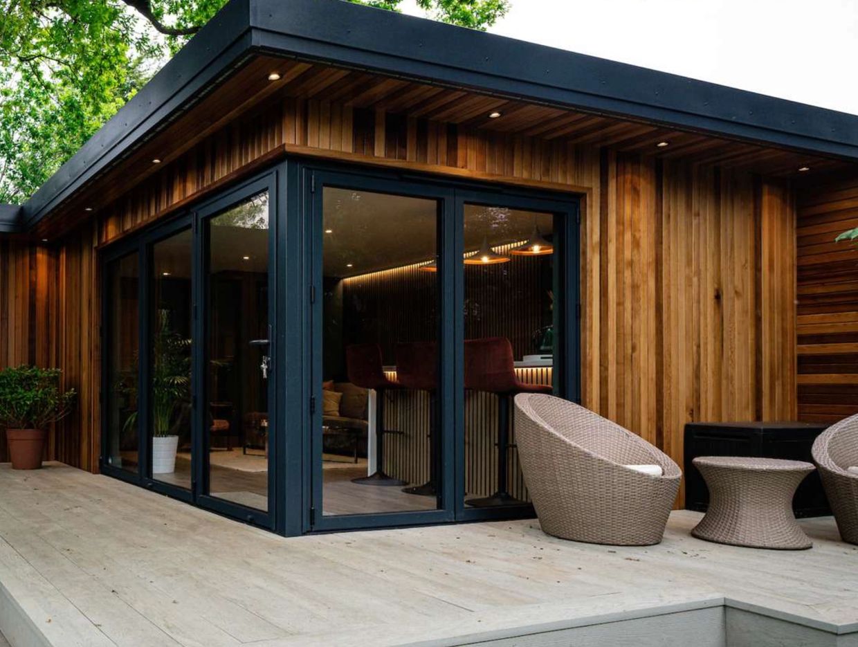 Discover the AB-60 bifold doors – slimmer, taller, secure and exclusive. A premium aluminium bifold.