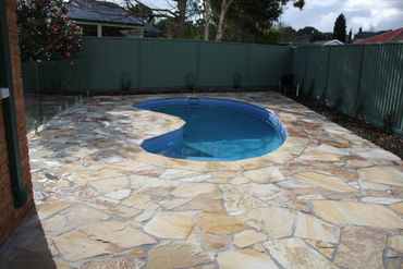 Crazy Pave Pool Surrounds