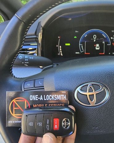 Toyota all-keys-lost key replacement on the spot in Las Vegas — ONE-A Locksmith mobile service
