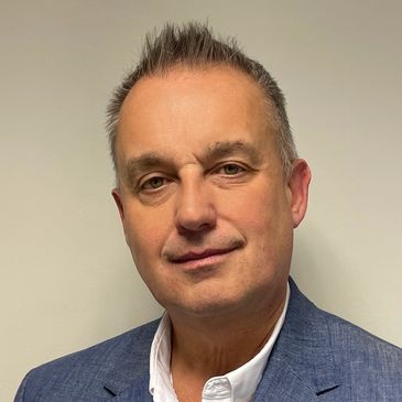 Headshot of automotive PR specialist James Bailey