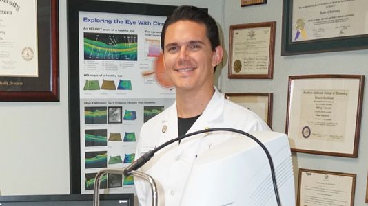 Dr. Mike uses top of the line technology to treat conditions like glaucoma and diabetes