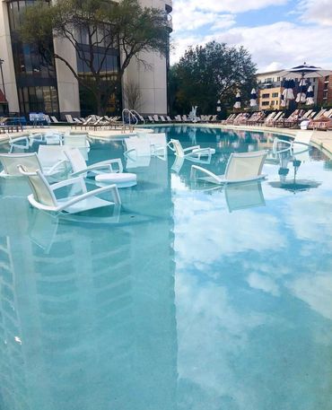 Lakehouse Waterfront Lounge Pool Omni Las Colinas Texas