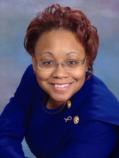 An image of the owner, Alethea || Rill Unique Enterprises CEO || Alethea Bryant, NRCCS -Owner of RUE