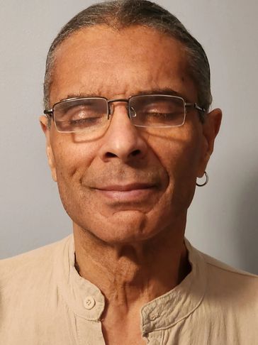 Ronnie Figueroa The Holistic Energy Healing Institute owner