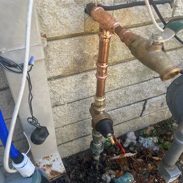 Bye bye solder . Every copper connection is done using pro press copper fittings . It’s an industria