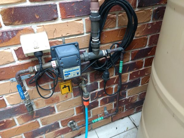 Claytech Aquamatic AAUM-25 Controller and Claytech Divertron Pump