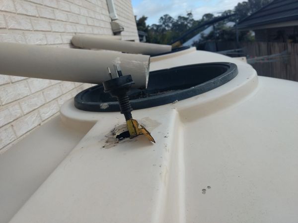 Davey Pump Disconnected & Left in Tank