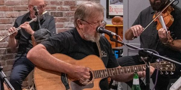 Billy Needs a Beard - band rehearsal. credit Tony Guinn