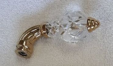 **NO LONGER AVAILABLE** 
#9-H-L44-PG  Deluxe Crystal Handle in Polished Gold
