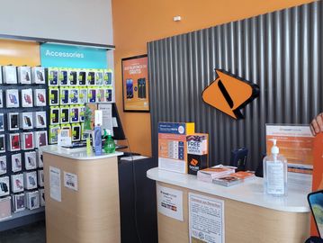 Boost Mobile Drive In Plaza