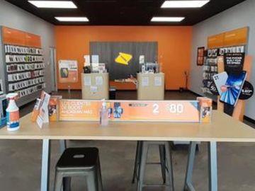 Boost Mobile Victory Shopping Center Bayamon