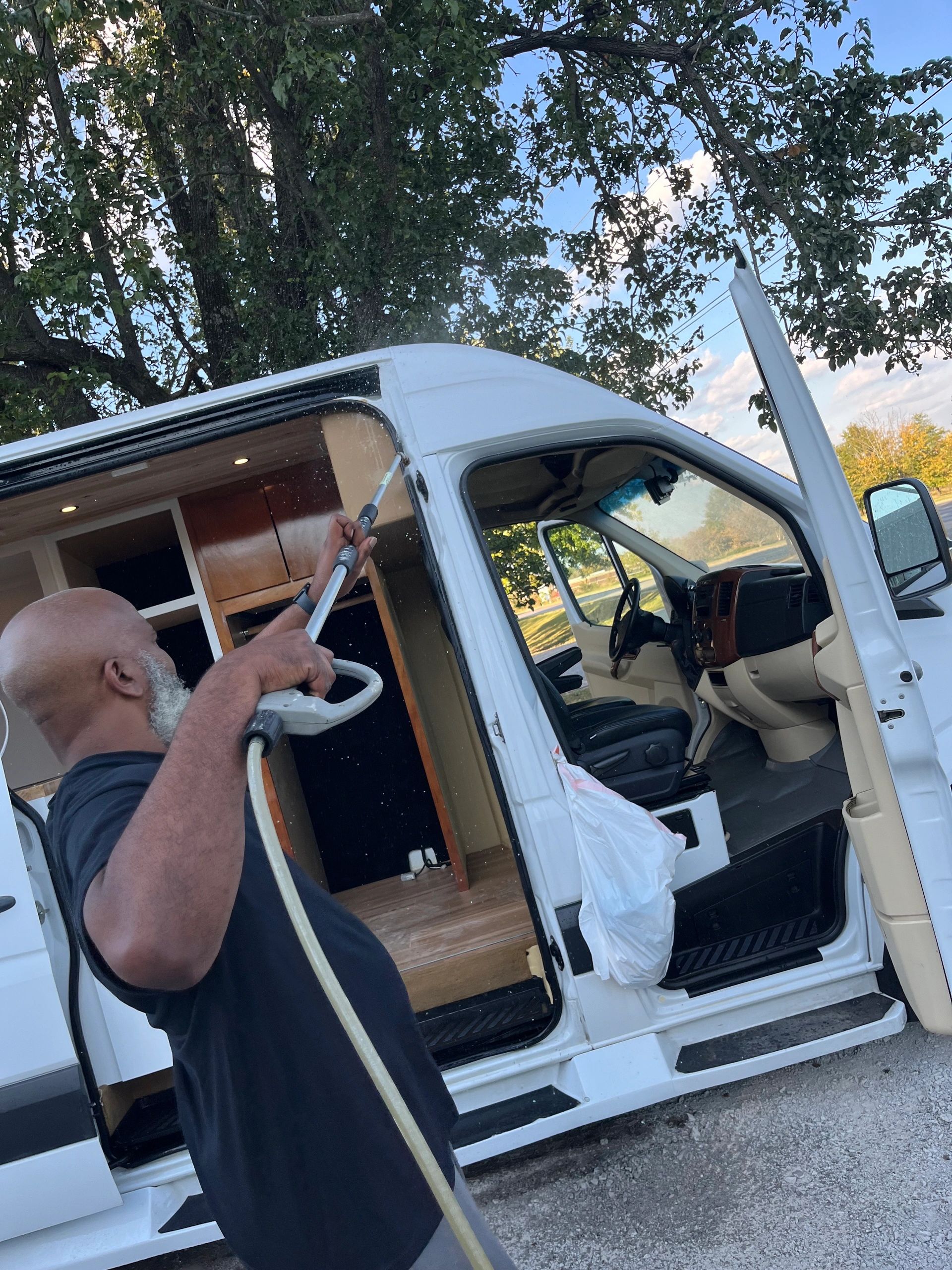 #CarCleaning #VehicleMaintenance #OwnerAtWork