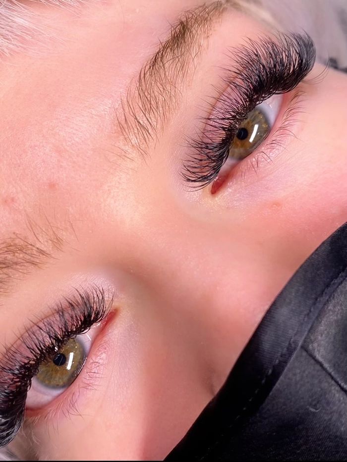 pensacola,lashes,lashextensions,cryo,beauty