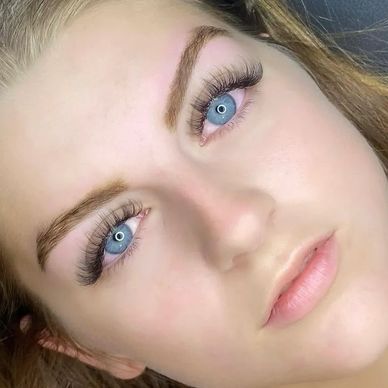 Classic natural lashes