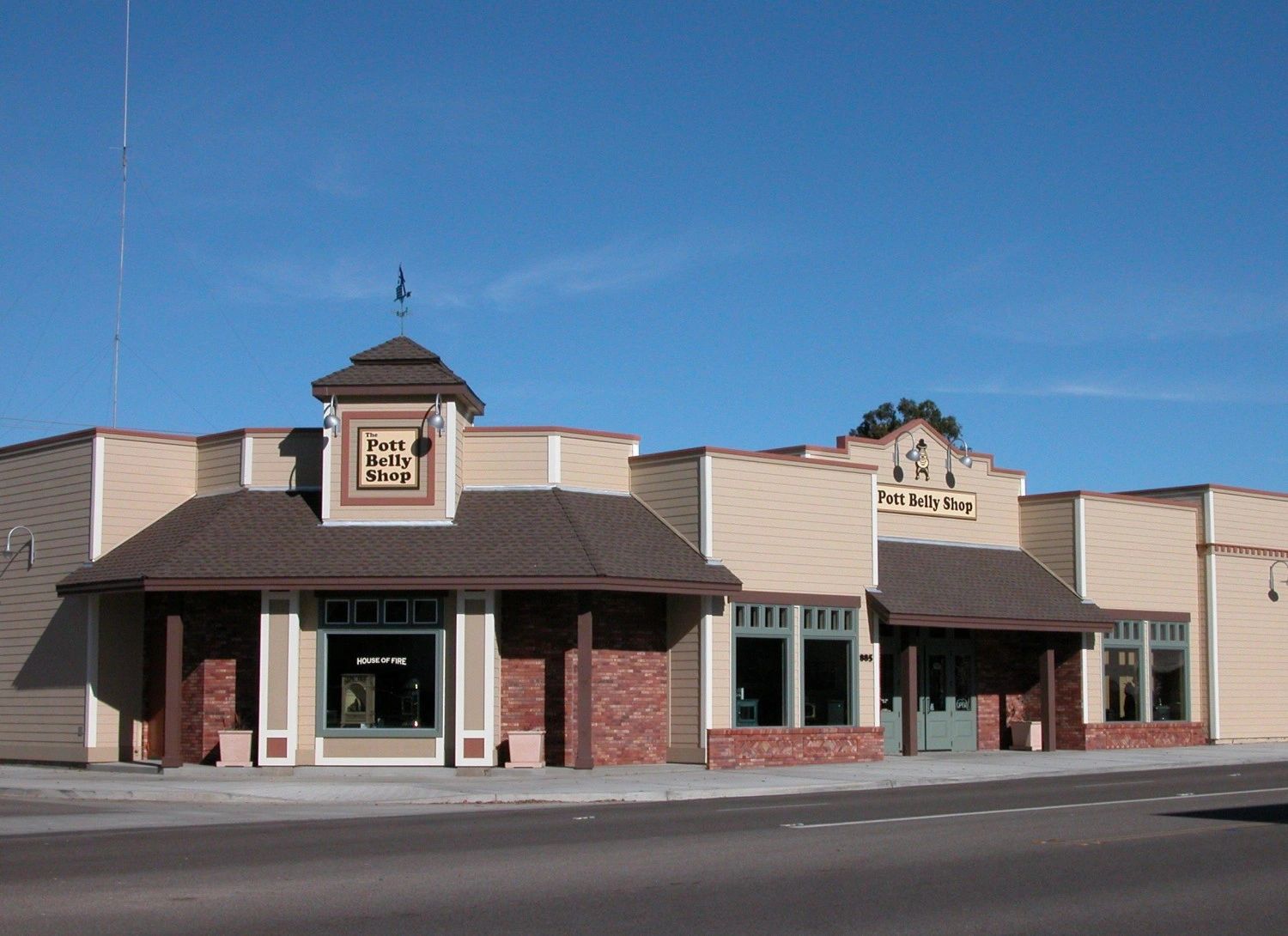 The Pott Belly Shop