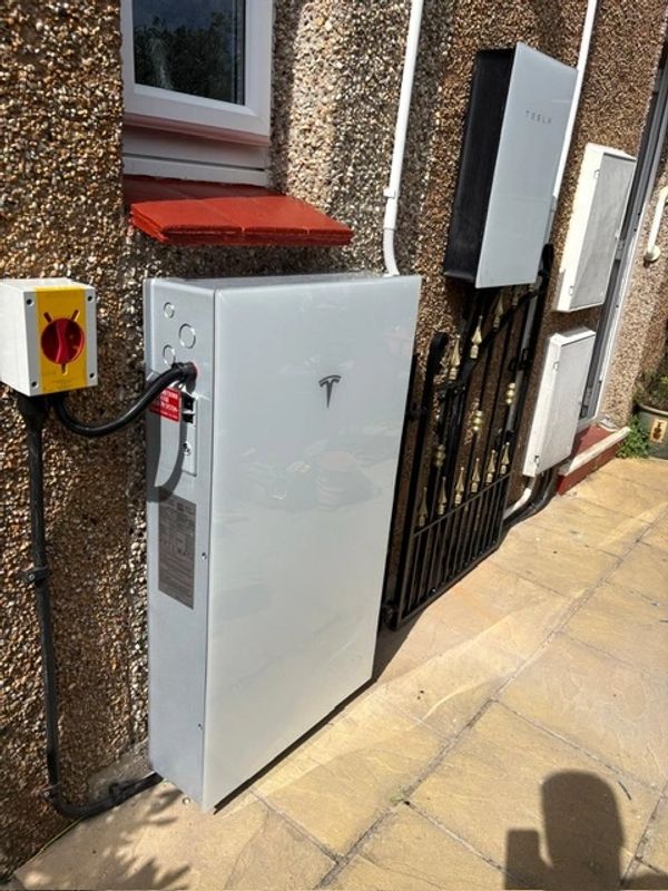 Tesla Powerwall 3, Battery Storage, Integrity Energy Solutions, Renewables