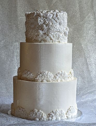 Tier wedding cake with custom cake design. Wedding Custom Cake, White wedding cake, bakery near me