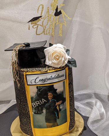 Graduation Cake, Cake Baker, Cake Baking, Custom Cake, Specialty Cake, Ft. Washington MD, bakery