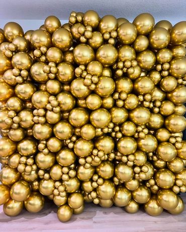 Gold Balloon Wall