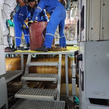 Limpiezas de tomas de fondo