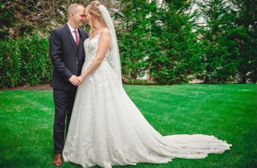 Sandy LeDonne Wedding Officiant Minister Officiating A Wedding Ceremony Bradford Estate